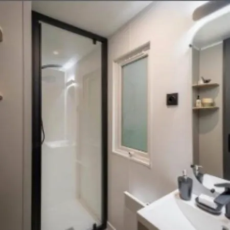 Mobilehome Riviera Avec Terrasse 48 *