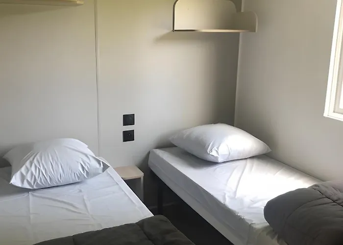 Mobilehome Riviera Avec Terrasse 48 *